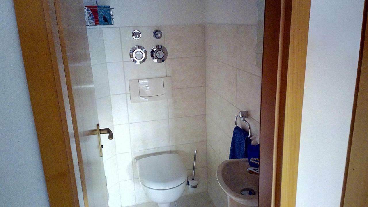 Komfort Apartment 2 Eg Bei Juergen Kunzi Filderstadt Eksteriør bilde